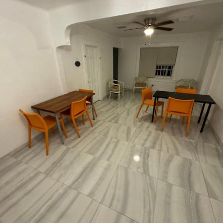 Parnasus Wynwood Hostel Маями Екстериор снимка